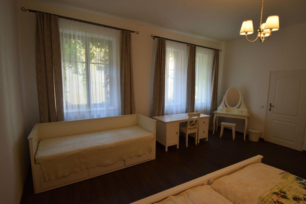 Hnizdo Snu Hotel Hradec Králové Kamer foto