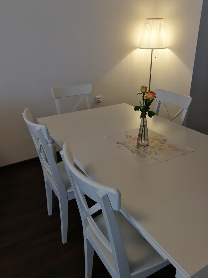 Hnizdo Snu Hotel Hradec Králové Buitenkant foto